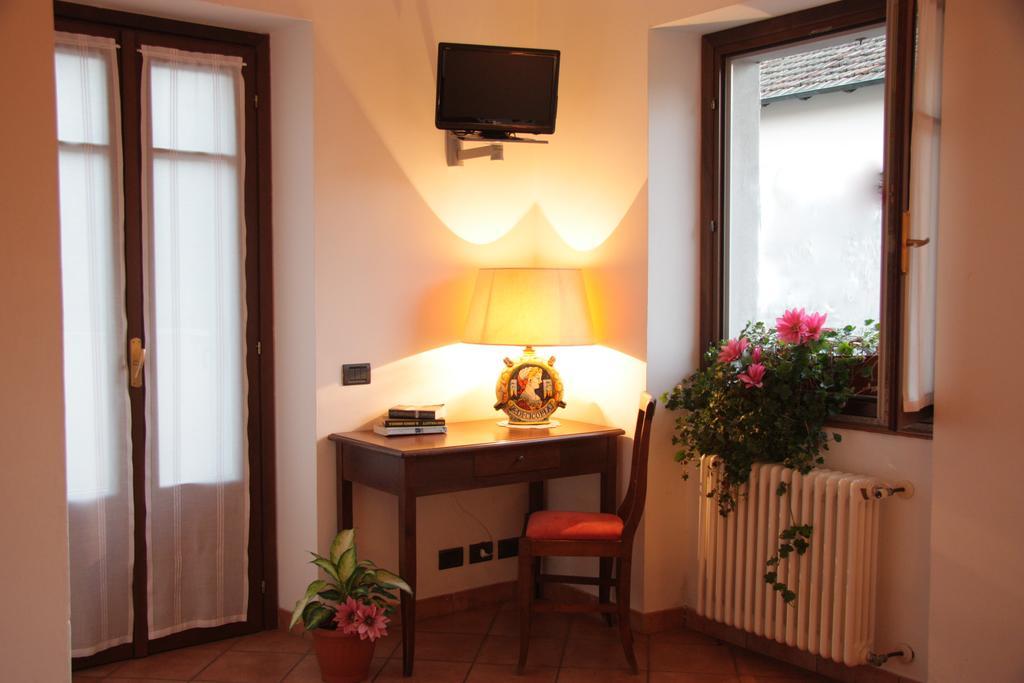 Hotel La Locanda Stresa Luaran gambar